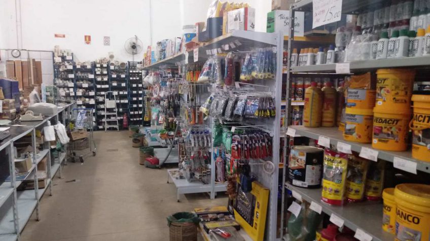 Confira nossa linha de impermeabilizantes para sua construção ou reforma.